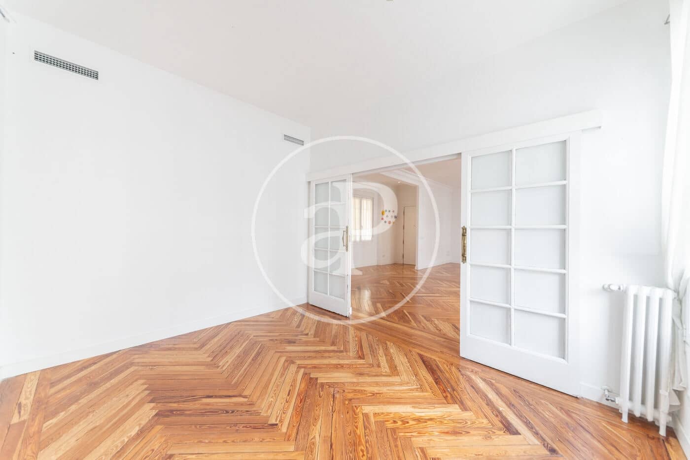 Appartement de 3 chambres à louer à Madrid ville - 4 500 € (Ref: 9023208)
