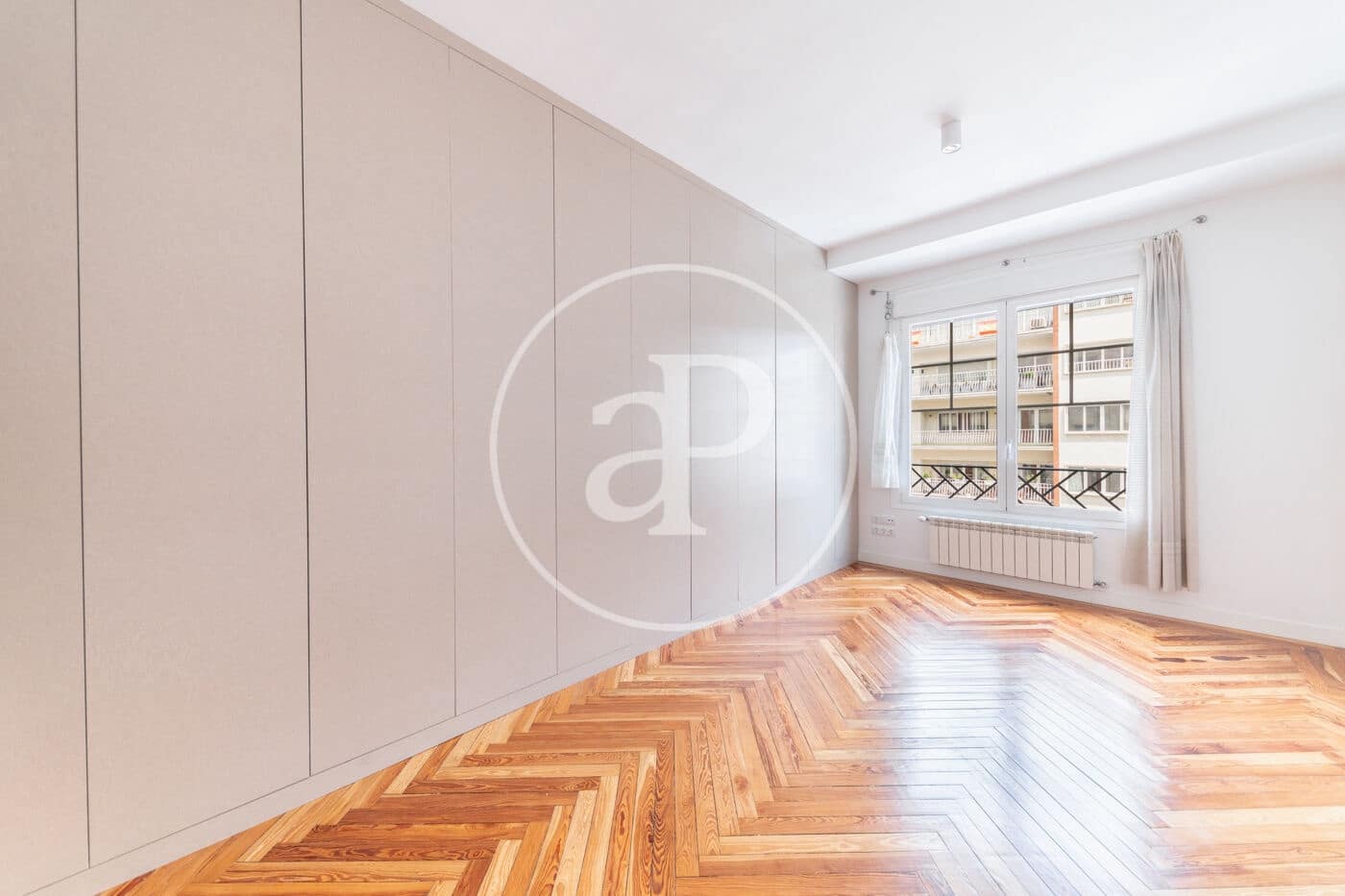 Appartement de 3 chambres à louer à Madrid ville - 4 500 € (Ref: 9023208)