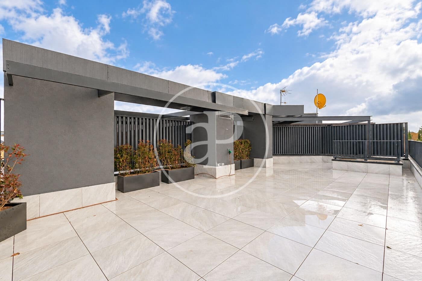 3 soveværelse Lejlighed til salg i Madrid by med swimmingpool garage - € 1.408.000 (Ref: 9026800)