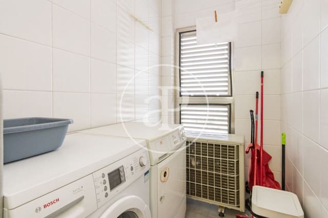 Appartement de 1 chambre à louer à Valdefuentes, Madrid ville avec piscine - 1 500 € (Ref: 9029915)