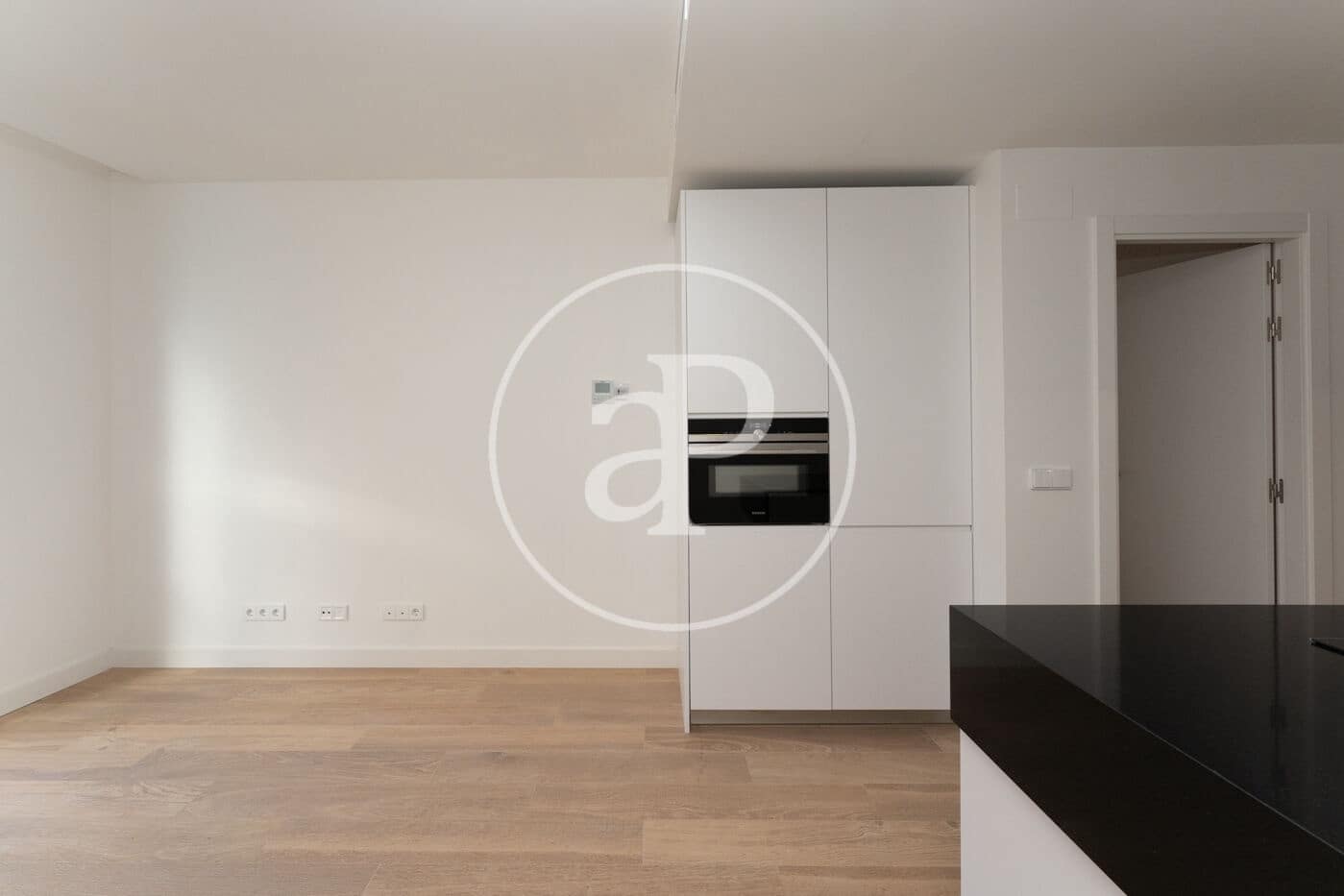 1 slaapkamer Appartement te huur in Madrid stad - € 1.800 (Ref: 9029923)