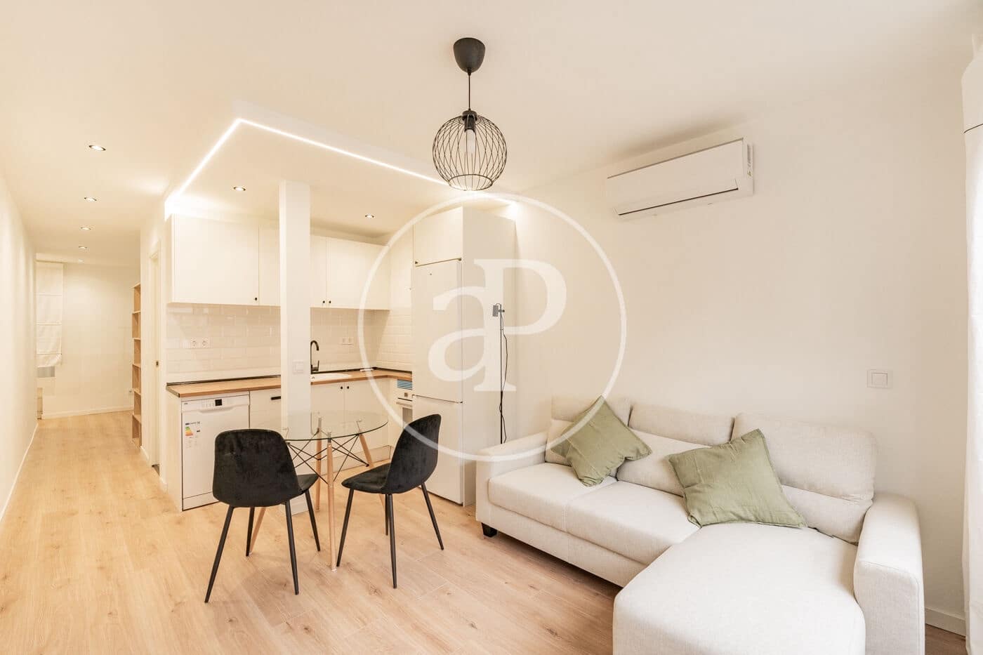 1 soveværelse Lejlighed til leje i Madrid by - € 1.500 (Ref: 9029926)