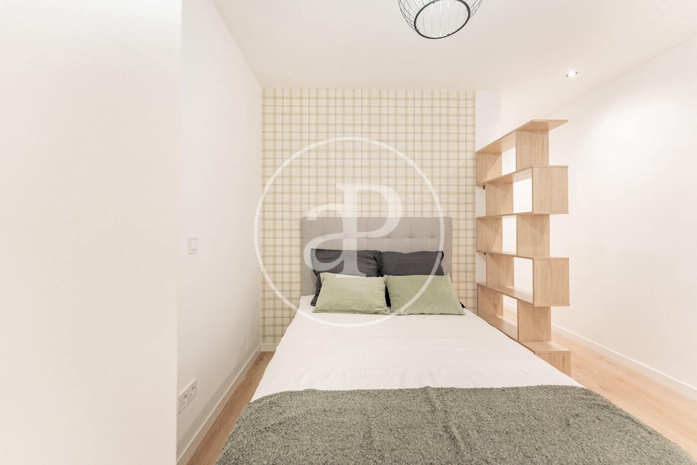 1 soveværelse Lejlighed til leje i Madrid by - € 1.500 (Ref: 9029926)