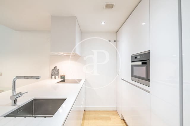 1 soverom Leilighet til leie i Almagro, Madrid by - € 2 900 (Ref: 9031472)