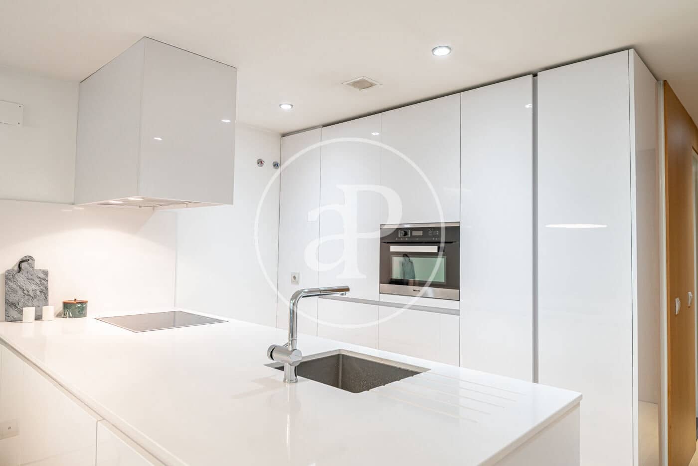 1 soverom Leilighet til leie i Madrid by - € 2 900 (Ref: 9031472)