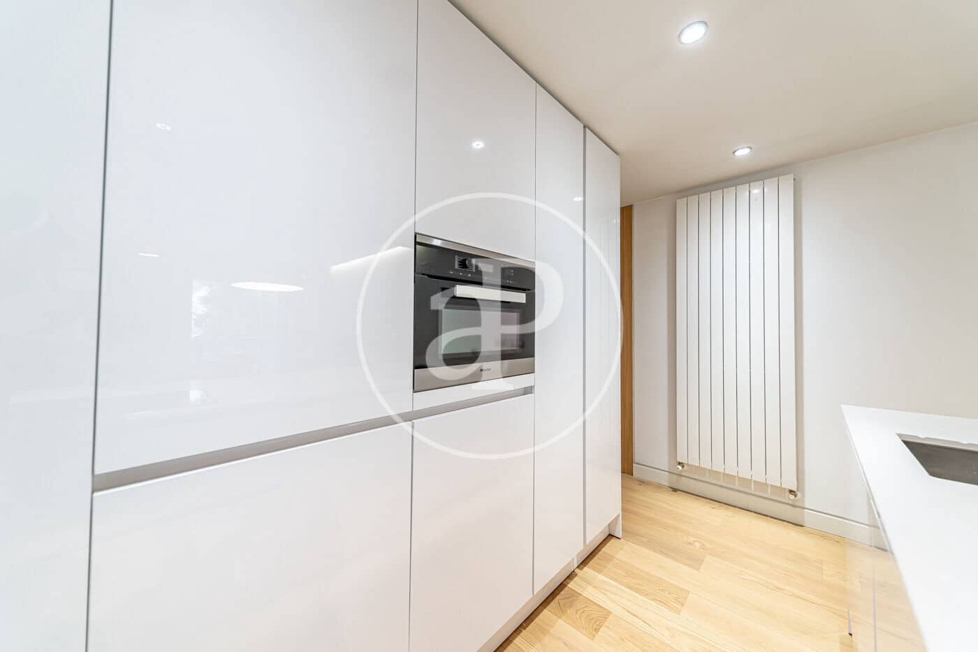 1 soverom Leilighet til leie i Madrid by - € 2 900 (Ref: 9031472)