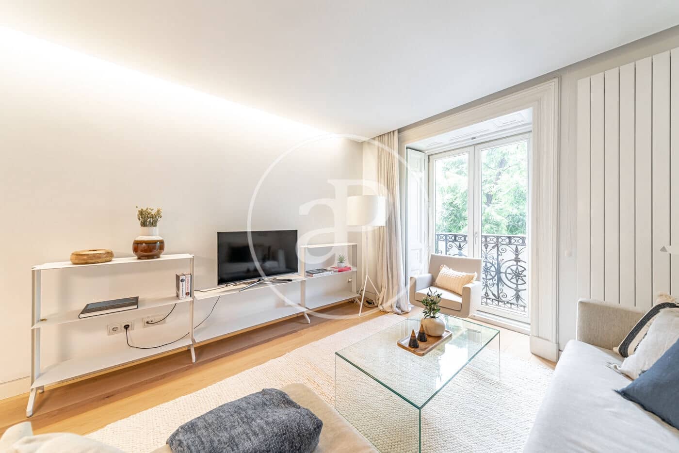 1 soverom Leilighet til leie i Madrid by - € 2 900 (Ref: 9031472)