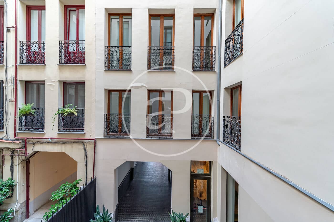 1 soverom Leilighet til leie i Madrid by - € 2 900 (Ref: 9031472)