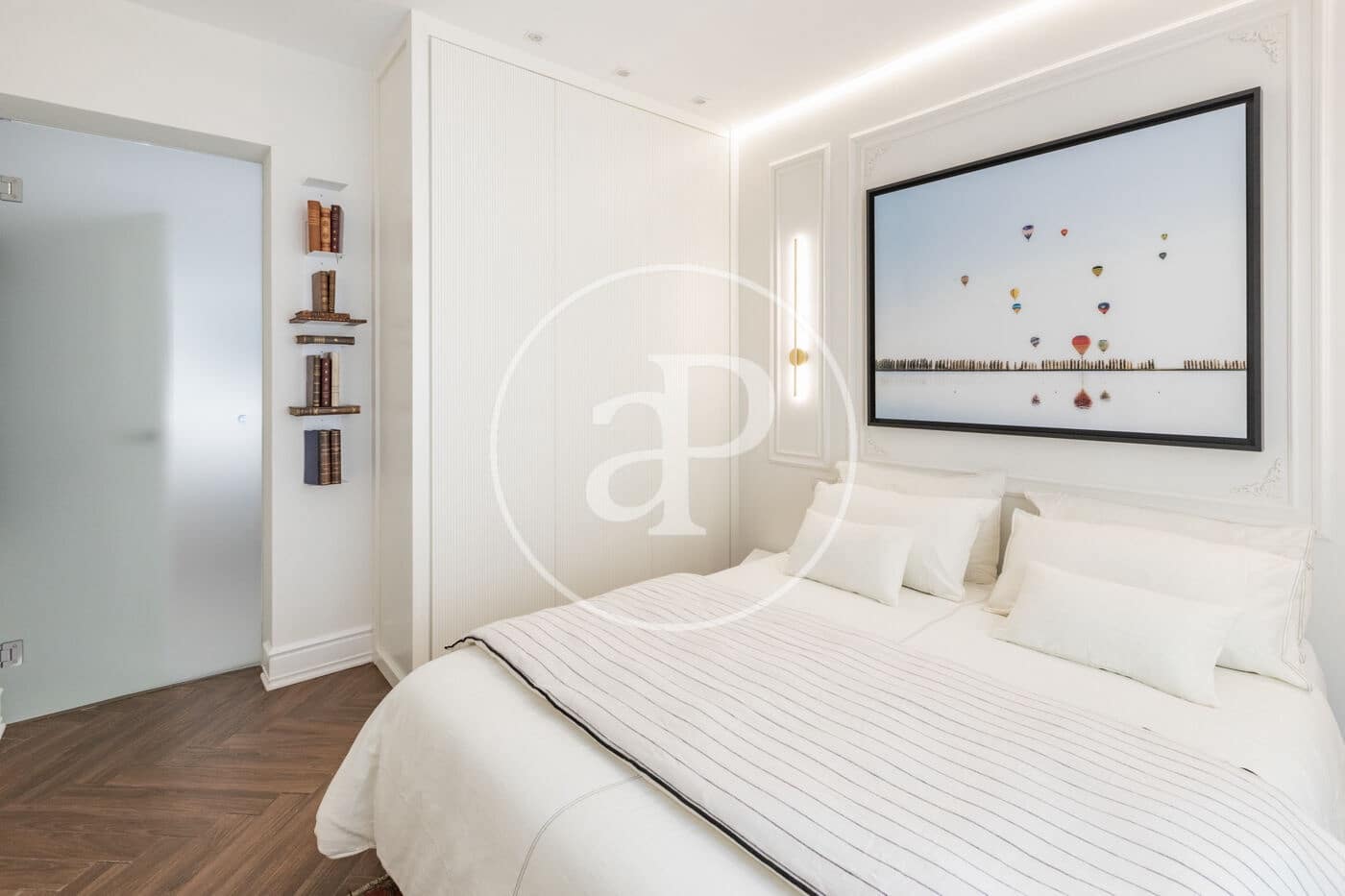 3 soveværelse Lejlighed til salg i Madrid by - € 1.299.900 (Ref: 9031481)