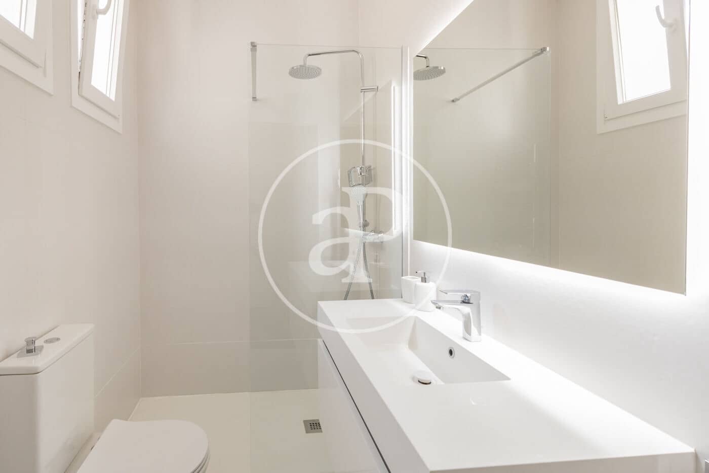 3 soveværelse Lejlighed til salg i Madrid by - € 1.299.900 (Ref: 9031481)