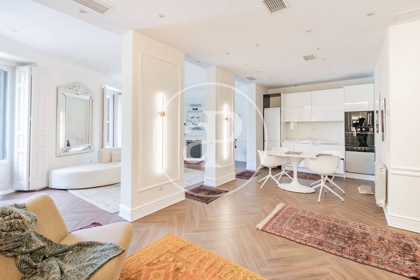 3 soveværelse Lejlighed til salg i Madrid by - € 1.299.900 (Ref: 9031481)