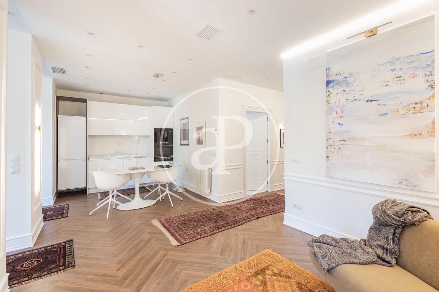 3 soveværelse Lejlighed til salg i Madrid by - € 1.299.900 (Ref: 9031481)