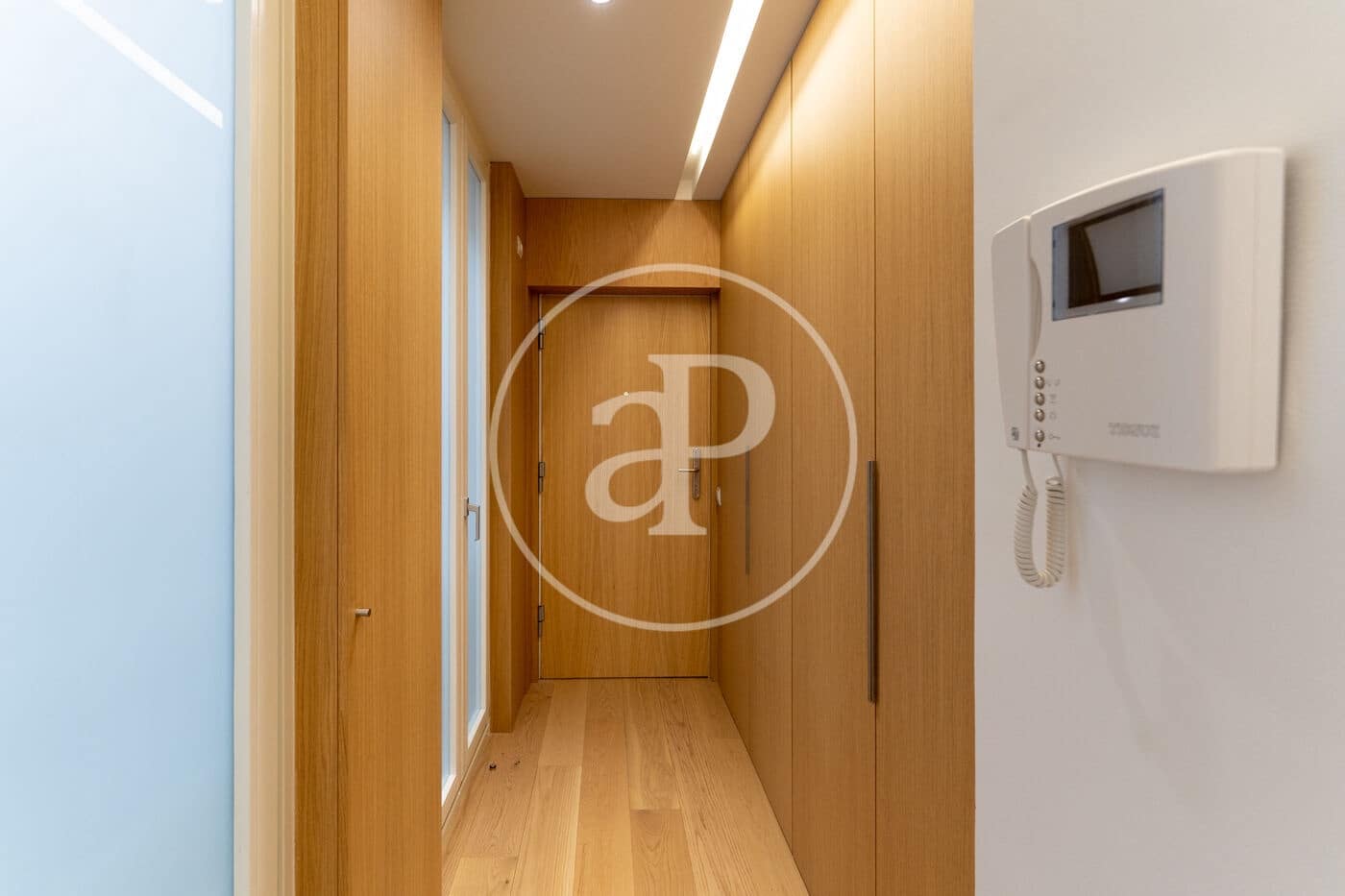 1 quarto Apartamento para arrendar em Madrid cidade com garagem - 3 200 € (Ref: 9031482)
