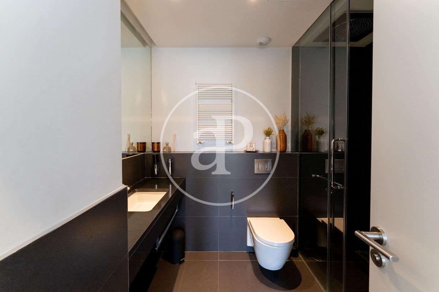 1 quarto Apartamento para arrendar em Madrid cidade com garagem - 3 200 € (Ref: 9031482)
