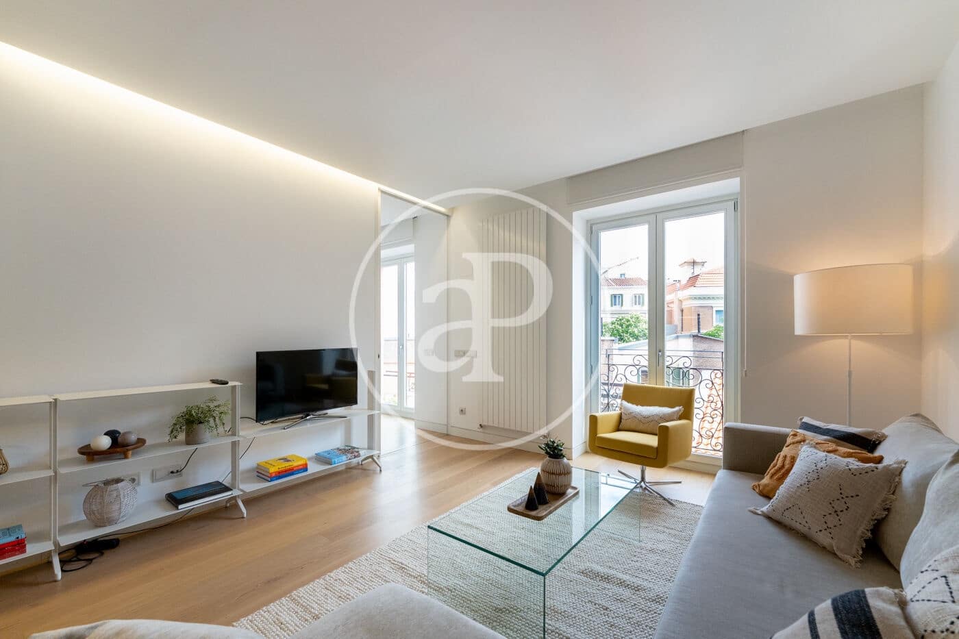 1 quarto Apartamento para arrendar em Madrid cidade com garagem - 3 200 € (Ref: 9031482)