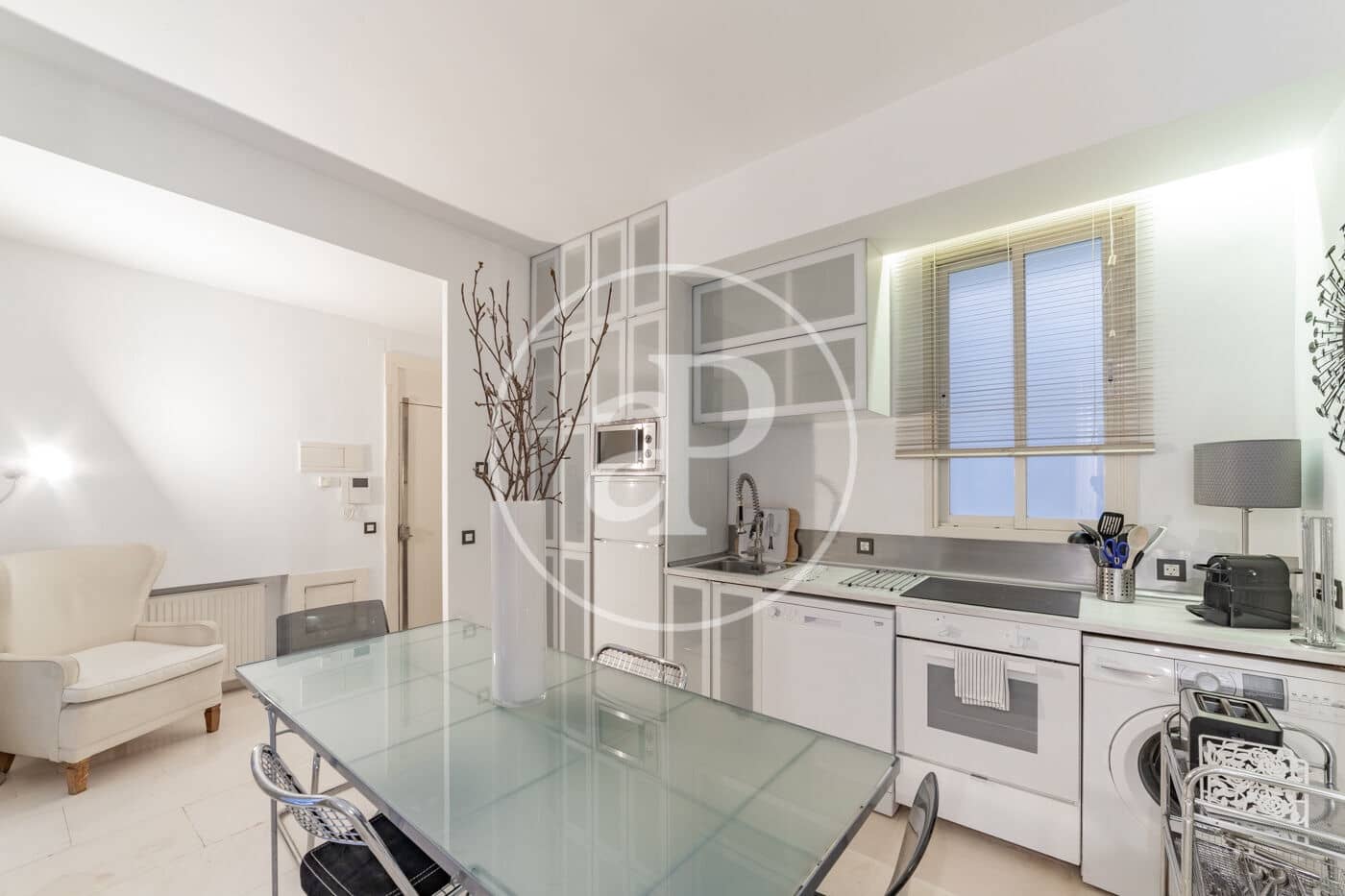 1 soveværelse Lejlighed til salg i Madrid by - € 849.000 (Ref: 9034465)