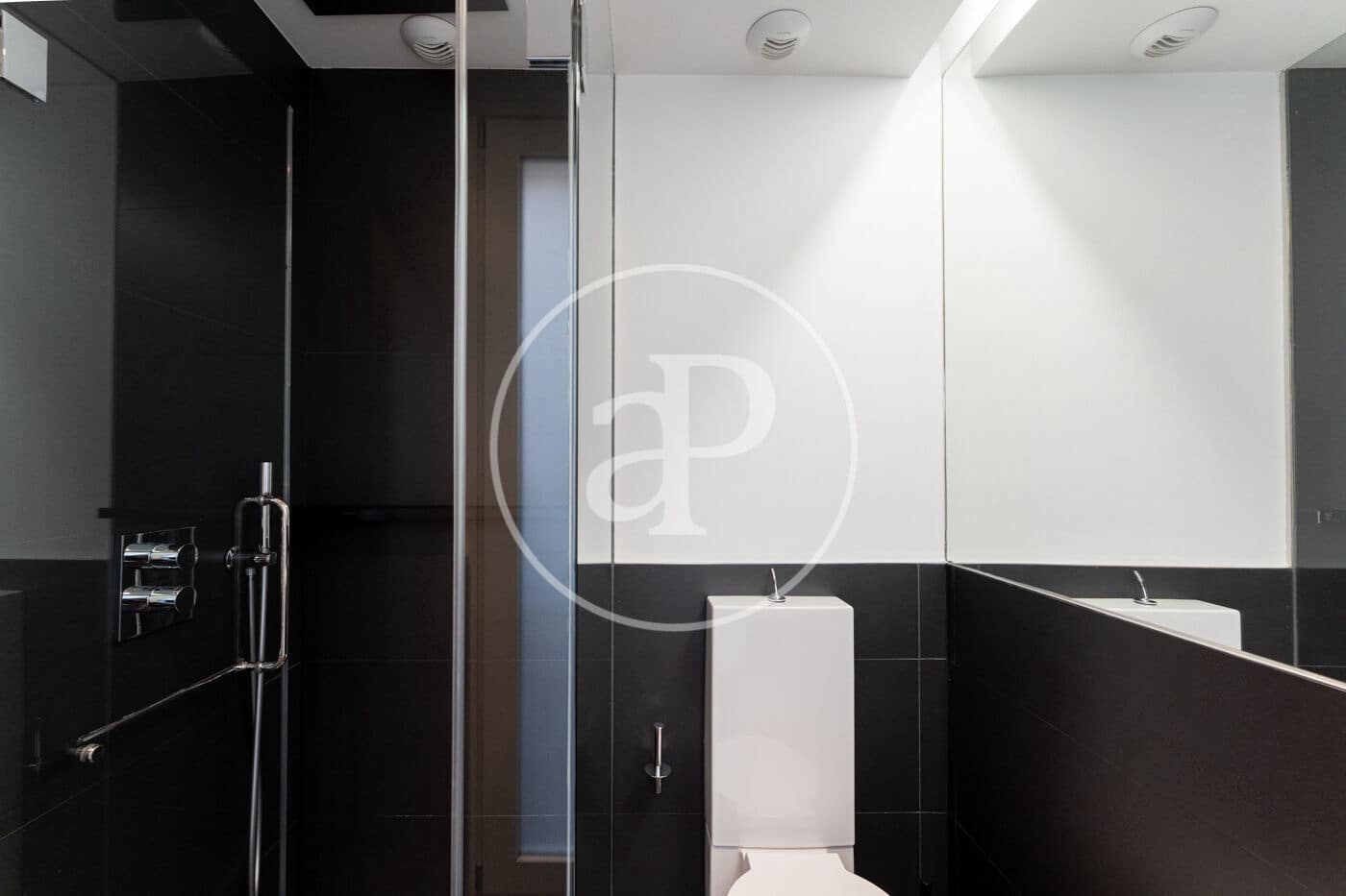 2 sovrum Lägenhet att hyra i Madrid stad - 3 750 € (Ref: 9034469)