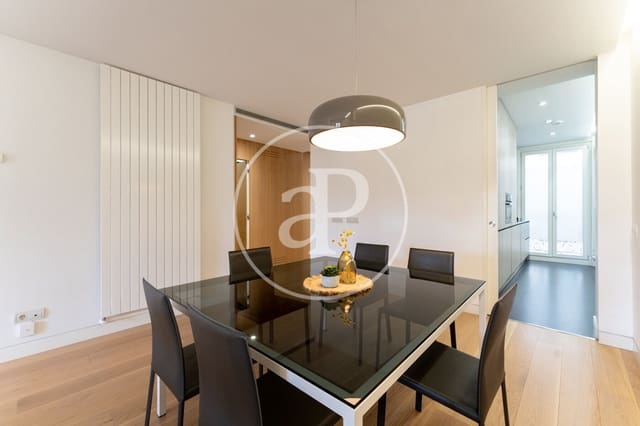 2 sovrum Lägenhet att hyra i Almagro, Madrid stad - 3 750 € (Ref: 9034469)