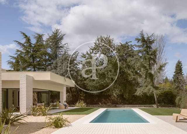 5 makuuhuone Huvila myytävänä paikassa Boadilla del Monte mukana uima-altaan - 2 995 000 € (Ref: 9034471)