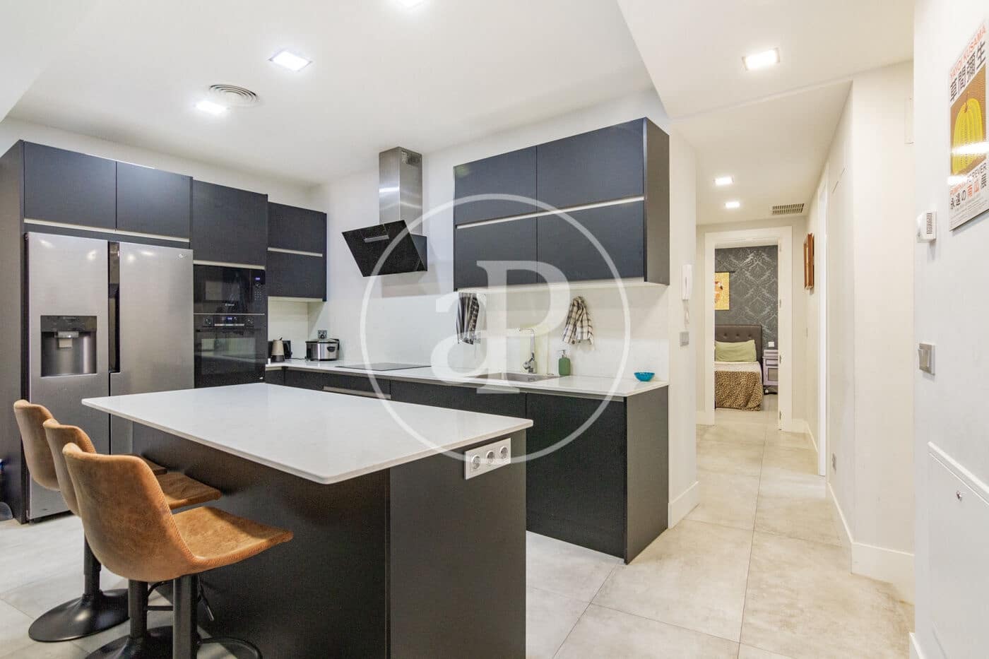 2 slaapkamer Appartement te huur in Madrid stad - € 2.000 (Ref: 9036963)