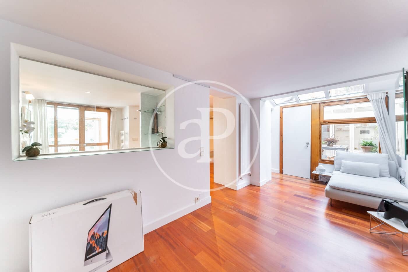5 soveværelse Villa til leje i Madrid by - € 7.500 (Ref: 9036973)