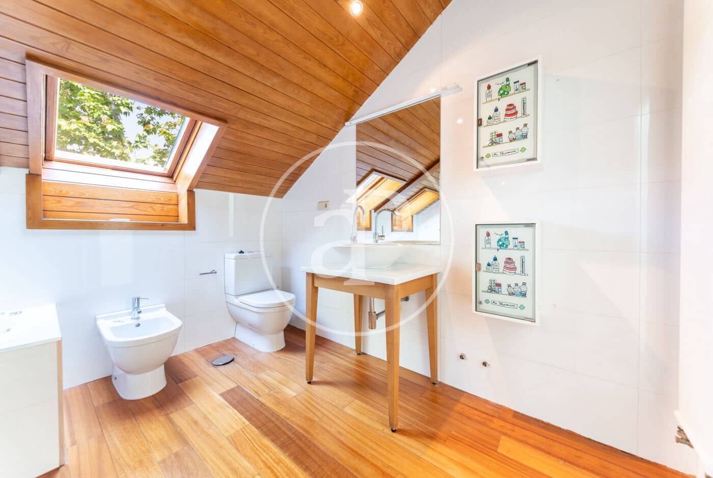 5 soveværelse Villa til leje i Madrid by - € 7.500 (Ref: 9036973)