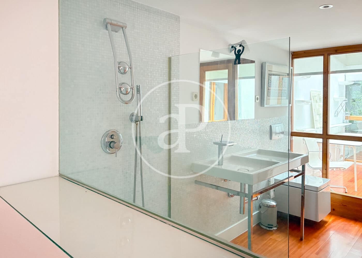 5 soveværelse Villa til leje i Madrid by - € 7.500 (Ref: 9036973)