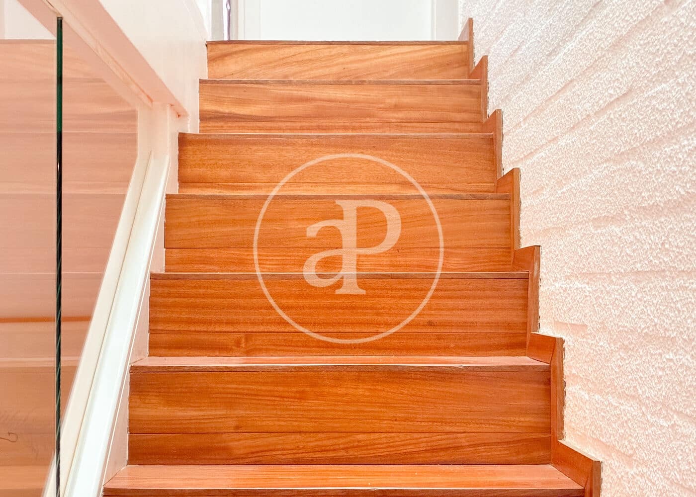 5 soveværelse Villa til leje i Madrid by - € 7.500 (Ref: 9036973)