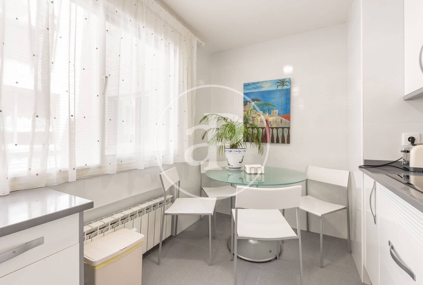 5 soveværelse Lejlighed til salg i Madrid by - € 2.300.000 (Ref: 9042549)