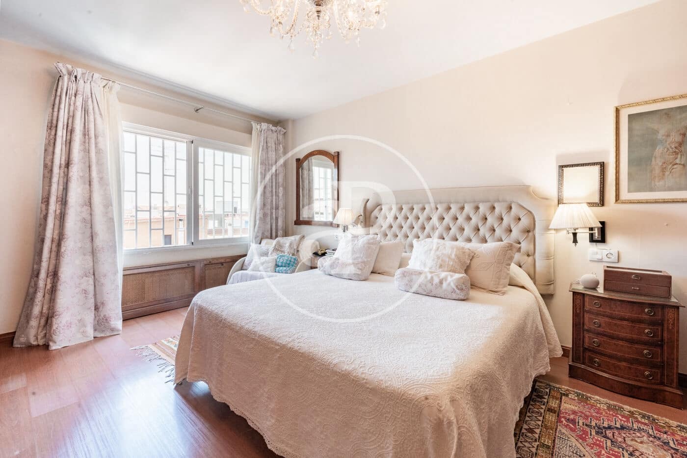 5 soveværelse Lejlighed til salg i Madrid by - € 2.300.000 (Ref: 9042549)