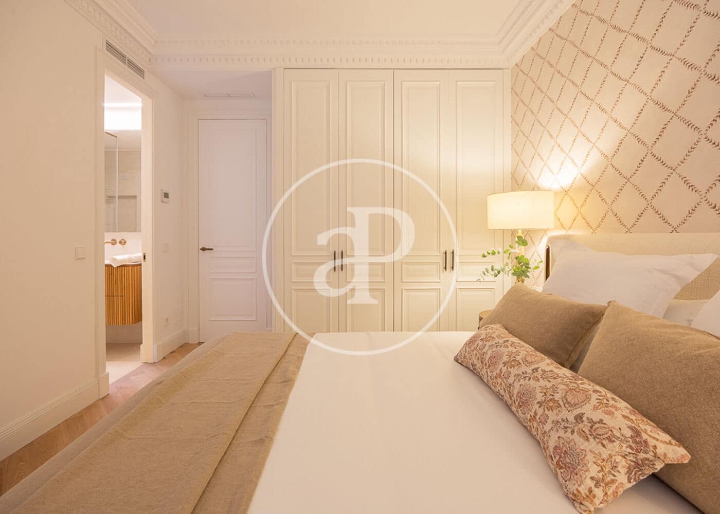 4 bedroom Apartment for sale in Madrid city - € 3,900,000 (Ref: 9042550)