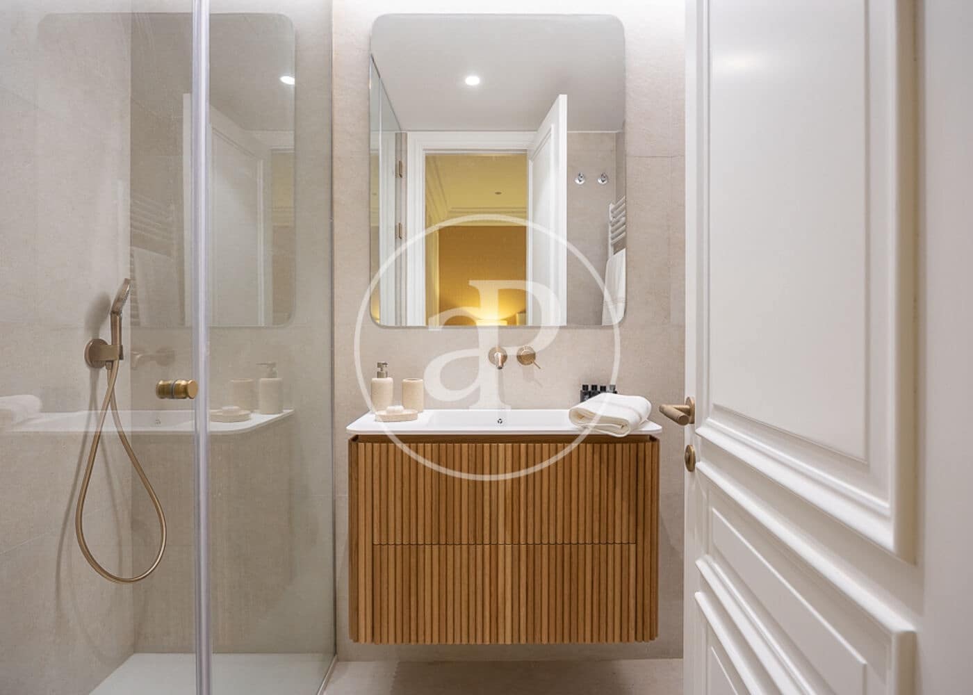 4 bedroom Apartment for sale in Madrid city - € 3,900,000 (Ref: 9042550)