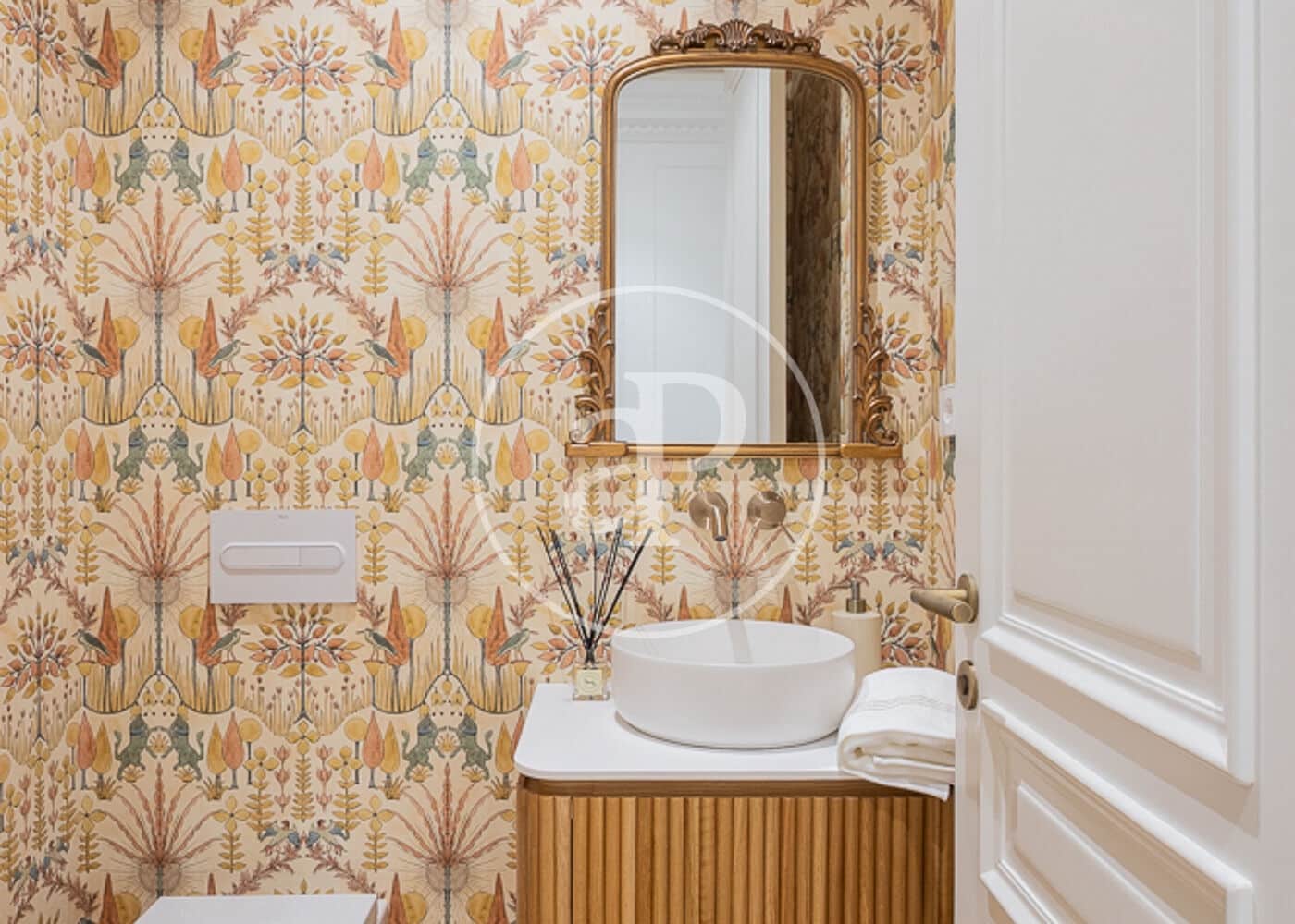 4 bedroom Apartment for sale in Madrid city - € 3,900,000 (Ref: 9042550)