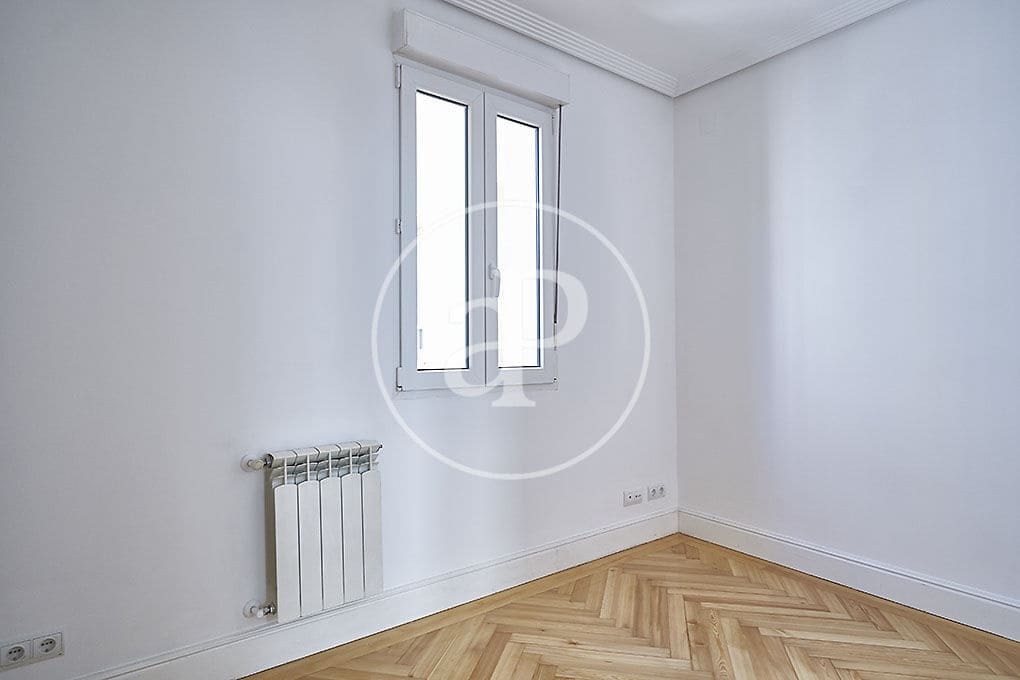 5 bedroom Apartment for rent in Madrid city - € 6,500 (Ref: 9042554)