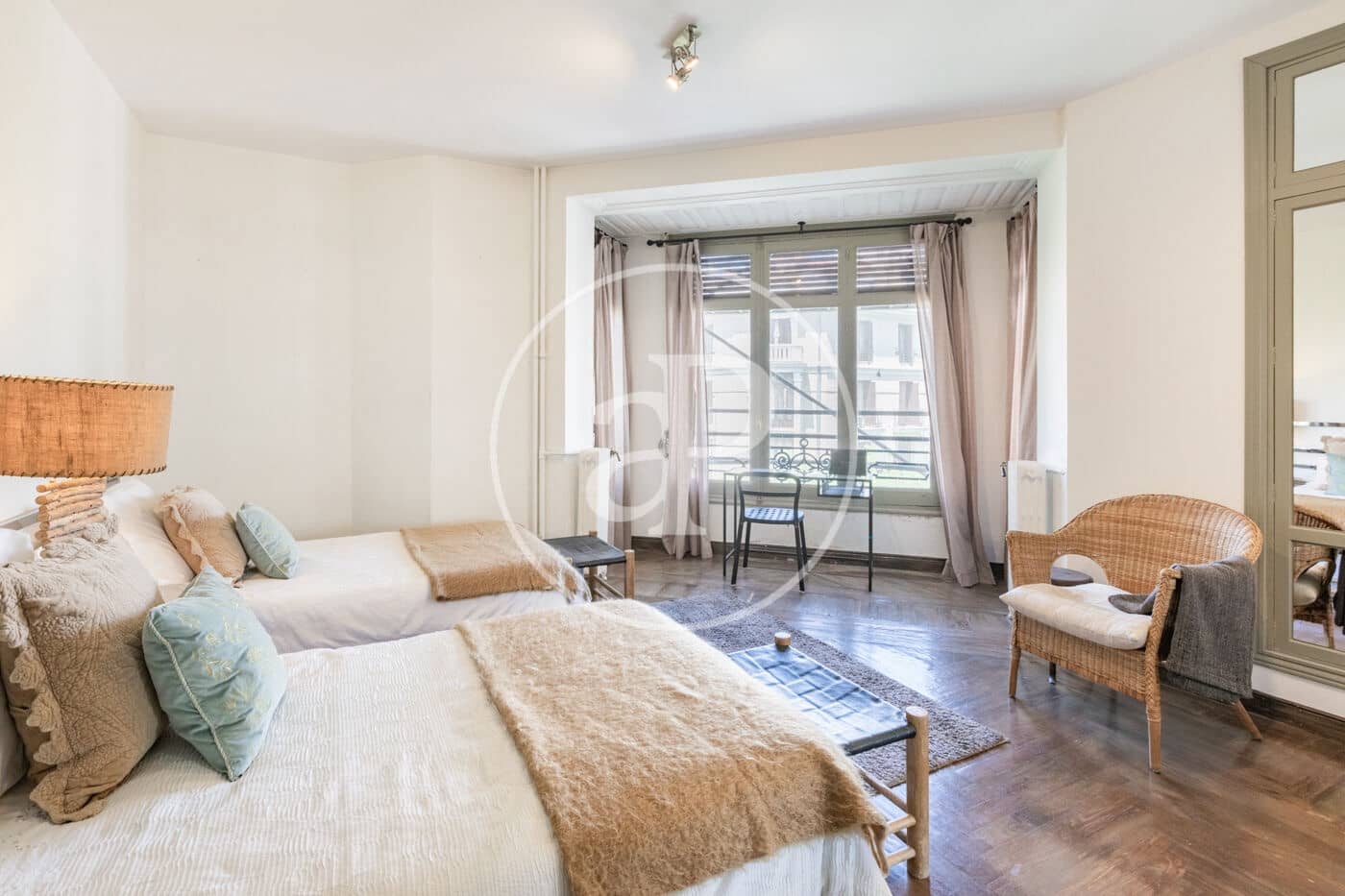 2 sovrum Lägenhet att hyra i Madrid stad - 3 900 € (Ref: 9042555)