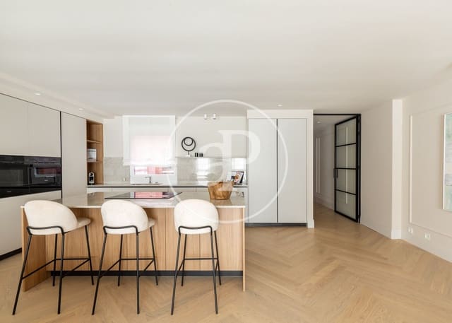 3 soverom Leilighet til salgs i Castellana, Madrid by - € 3 350 000 (Ref: 9049124)