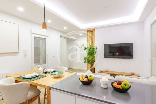 2 bedroom Apartment for sale in Fuente del Berro, Madrid city - € 510,000 (Ref: 9051346)