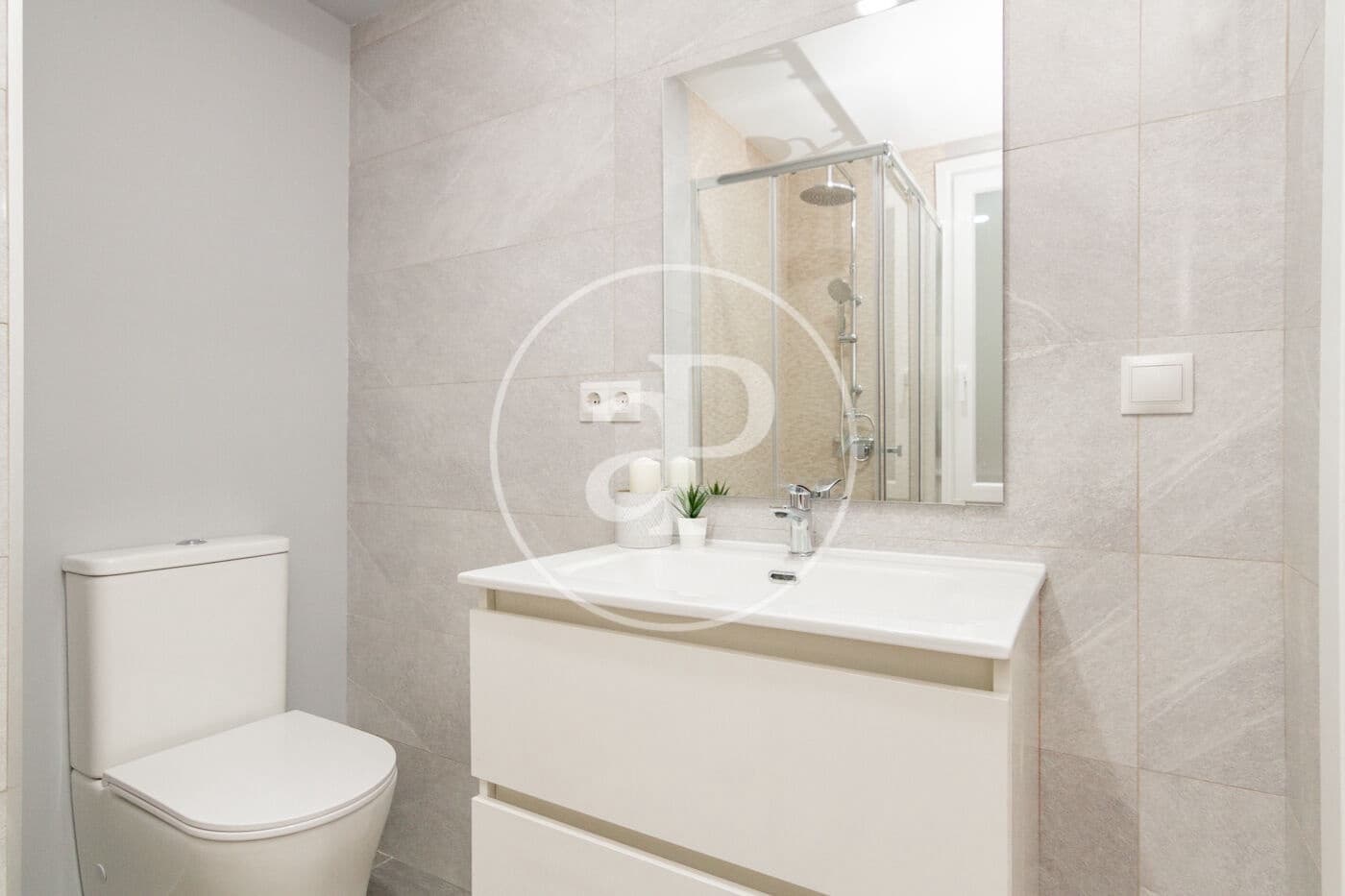 2 soveværelse Lejlighed til salg i Madrid by - € 510.000 (Ref: 9051346)