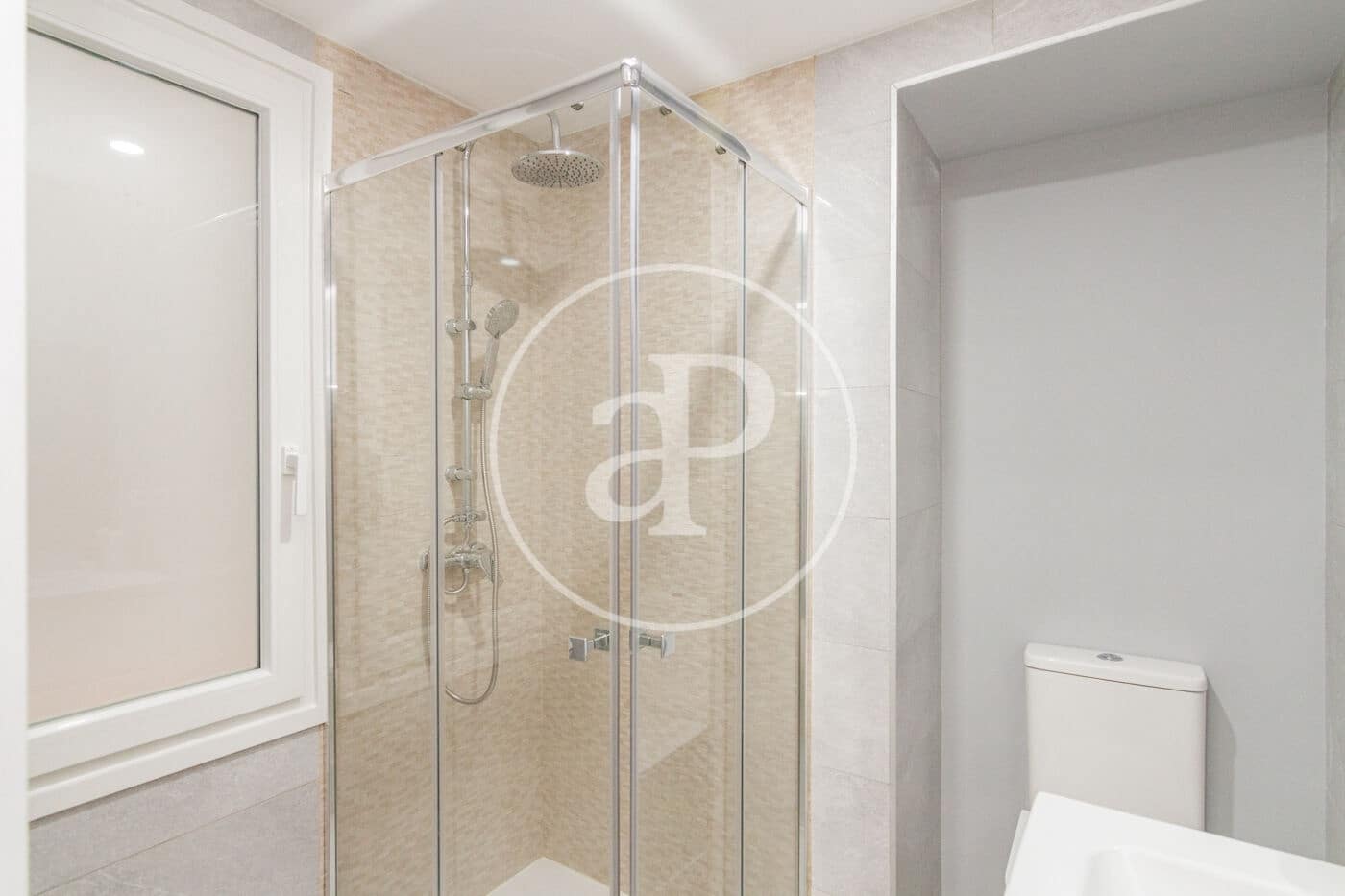 2 soveværelse Lejlighed til salg i Madrid by - € 510.000 (Ref: 9051346)