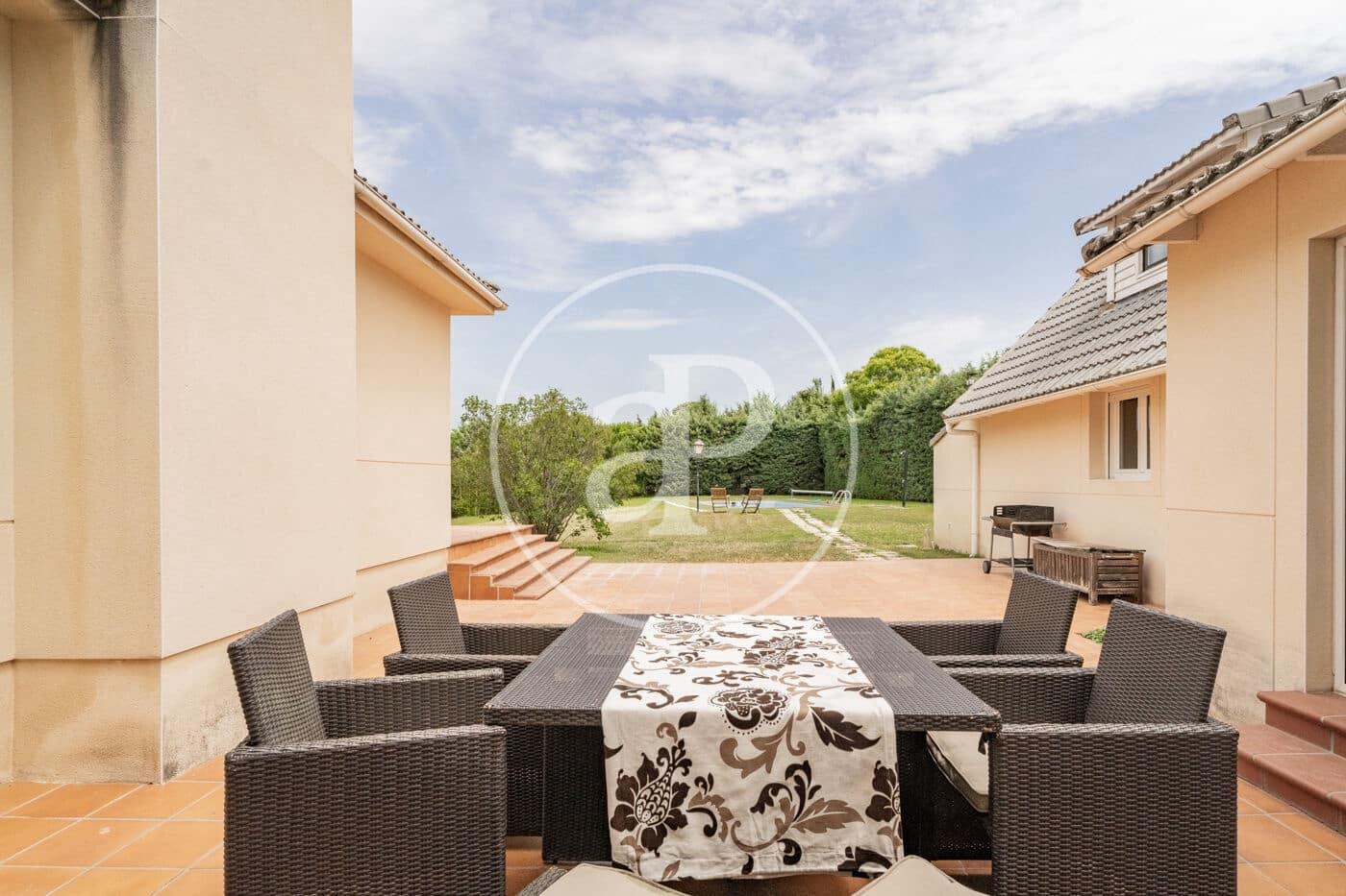 6 soveværelse Villa til salg i Boadilla del Monte med swimmingpool - € 1.350.000 (Ref: 9051347)