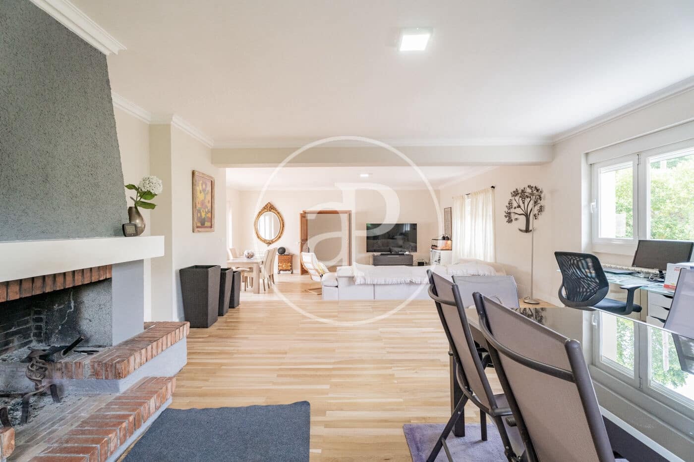 6 soveværelse Villa til salg i Boadilla del Monte med swimmingpool - € 1.350.000 (Ref: 9051347)