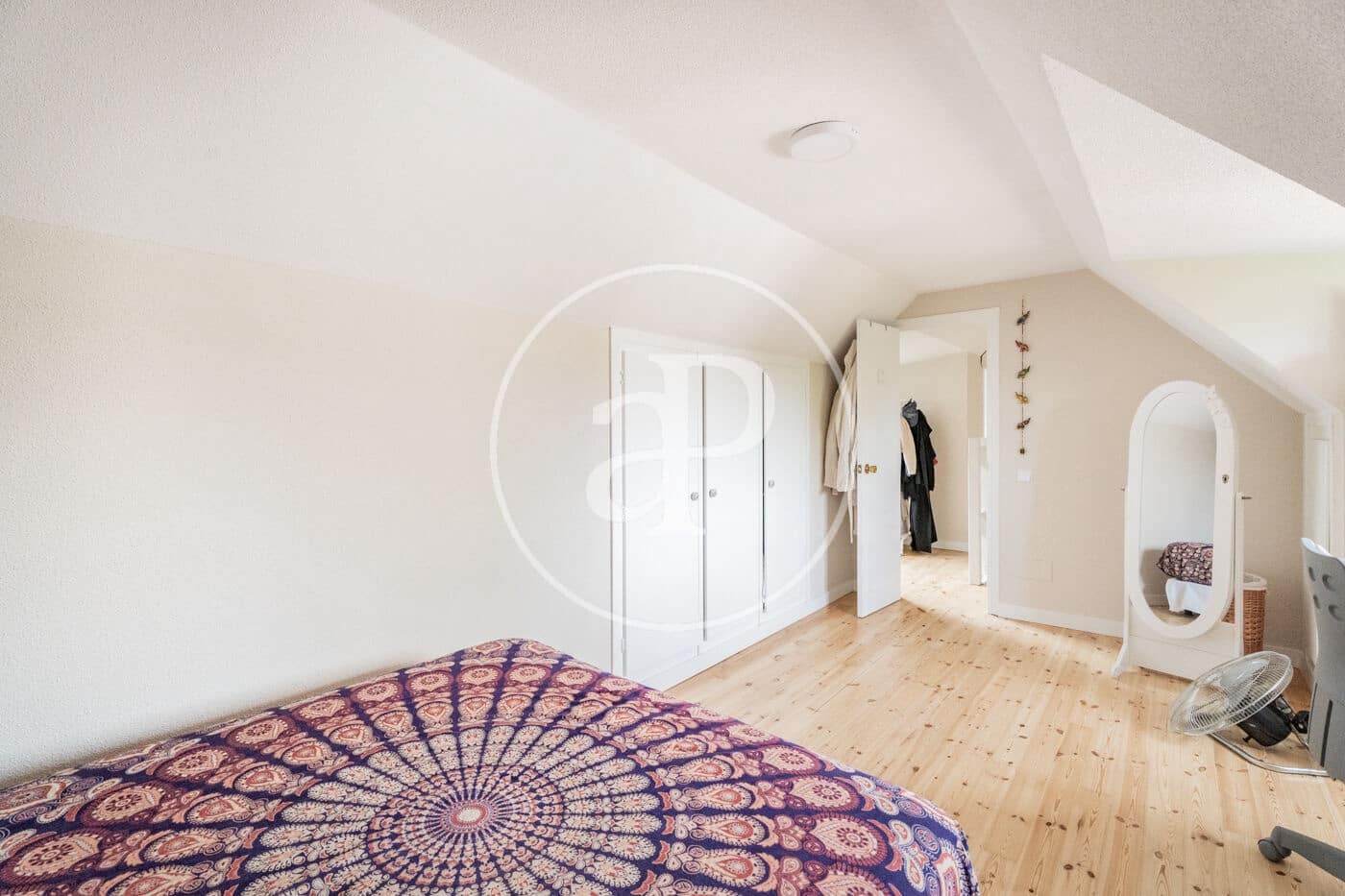 6 soveværelse Villa til salg i Boadilla del Monte med swimmingpool - € 1.350.000 (Ref: 9051347)