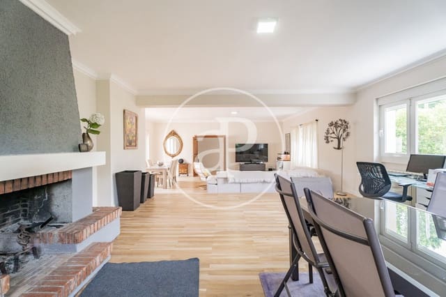 6 makuuhuone Huvila myytävänä paikassa Boadilla del Monte mukana uima-altaan - 1 350 000 € (Ref: 9051347)