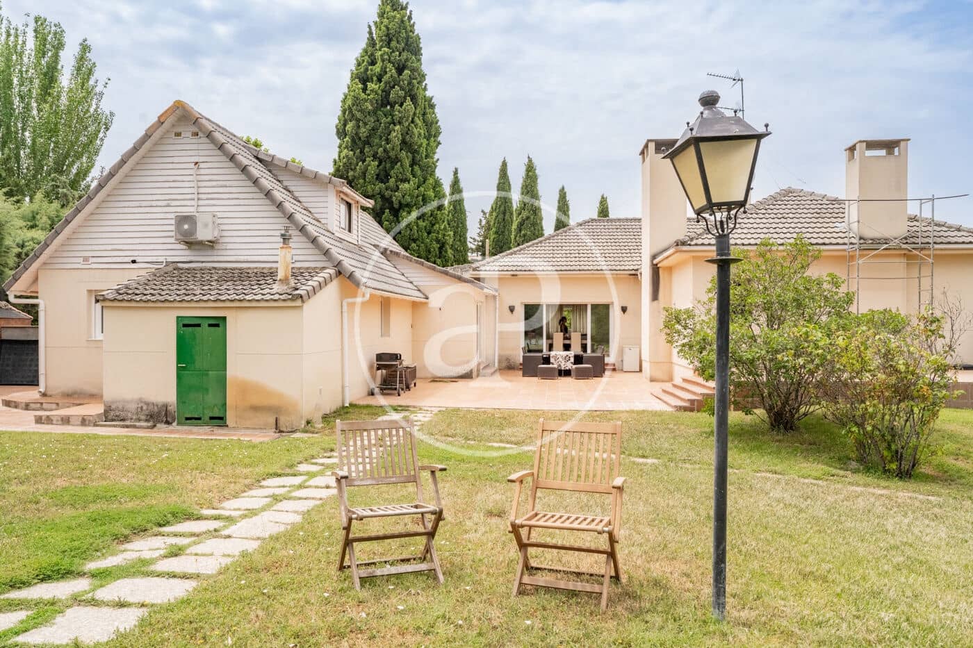 6 soveværelse Villa til salg i Boadilla del Monte med swimmingpool - € 1.350.000 (Ref: 9051347)