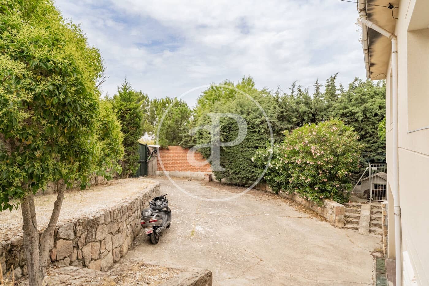 6 soveværelse Villa til salg i Boadilla del Monte med swimmingpool - € 1.350.000 (Ref: 9051347)