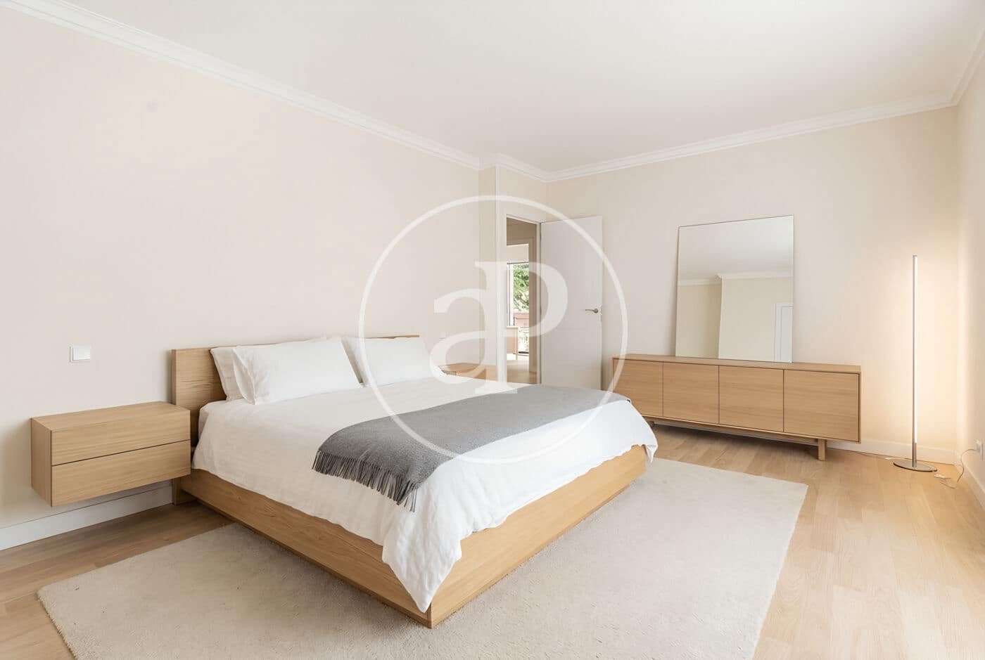 6 soveværelse Villa til salg i Boadilla del Monte med swimmingpool - € 1.350.000 (Ref: 9051347)