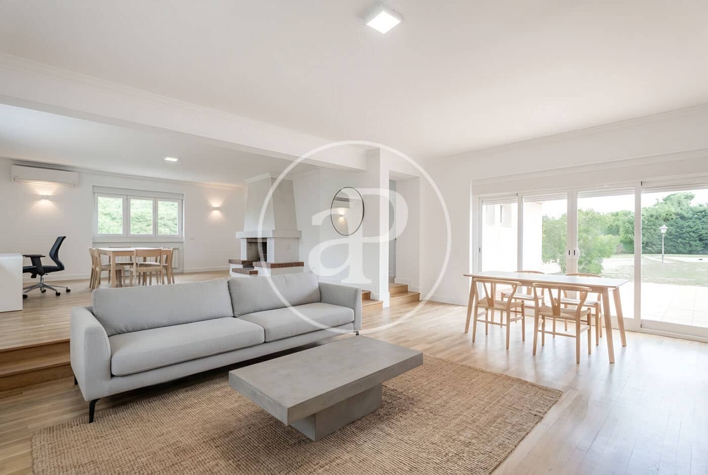 6 soveværelse Villa til salg i Boadilla del Monte med swimmingpool - € 1.350.000 (Ref: 9051347)