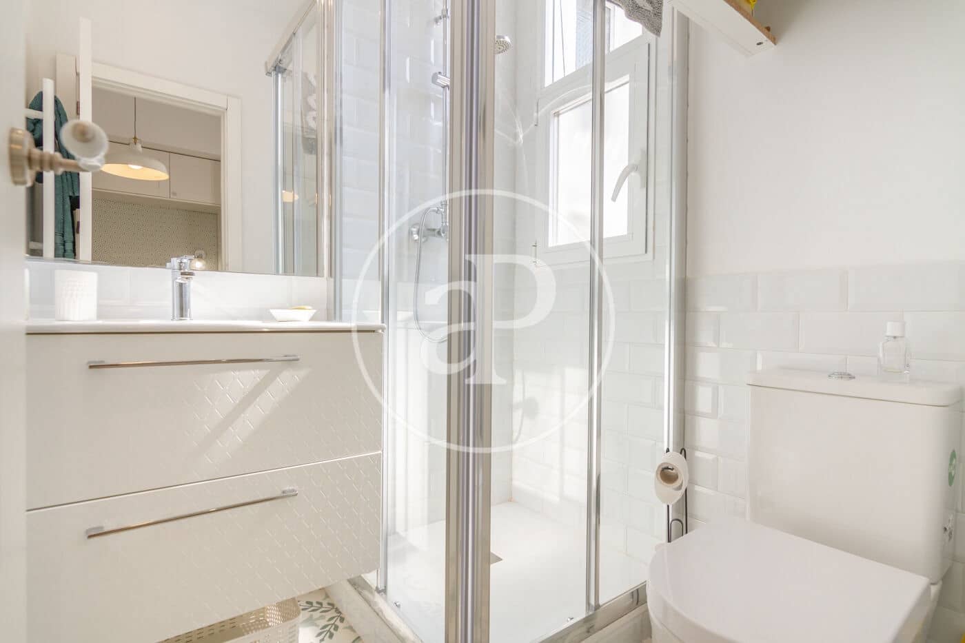 1 quarto Apartamento para arrendar em Madrid cidade - 1 800 € (Ref: 9051348)