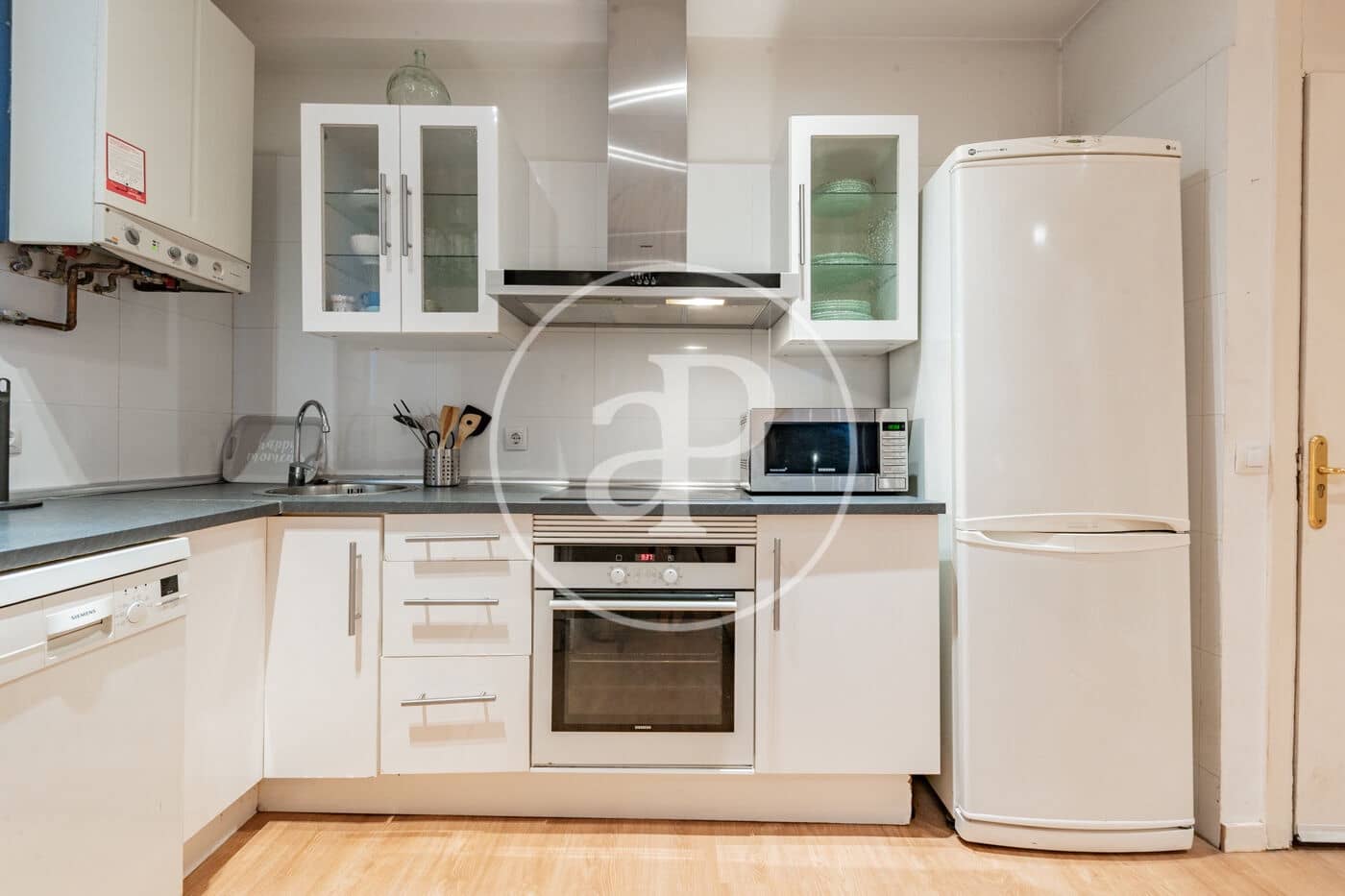 2 bedroom Apartment for rent in Madrid city - € 2,390 (Ref: 9051349)