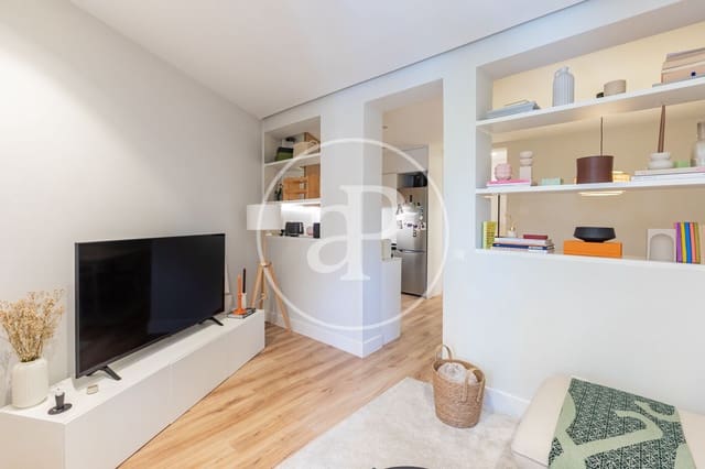 1 bedroom Apartment for sale in Fuente del Berro, Madrid city - € 560,000 (Ref: 9051350)